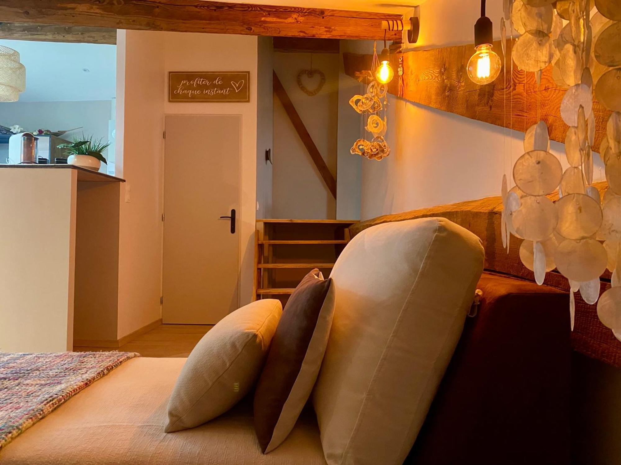 Rillieux-la-Pape Love Room Village מראה חיצוני תמונה
